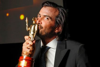 El Olimpia de Oro, premio al mejor deportista argentino del año o del ámbito nacional, le fue otorgado en 2014 y fue el segundo para un polista; "mi carrera está completa", se equivocó Adolfito: llegaría muchísimo más.