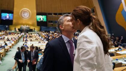 El beso de Mauricio Macri y Juliana Awada antes del discurso ante la ONU