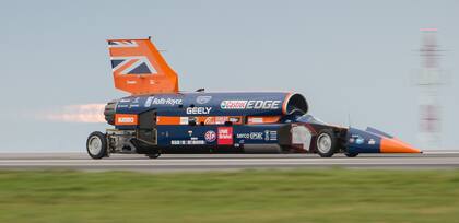 El Bloodhound SSC en acción el sábado pasado en Cornwall, Inglaterra