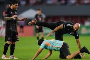 El blopper que protagonizó -y expuso- a Yassine Cheuko, guardaespaldas de Lionel Messi