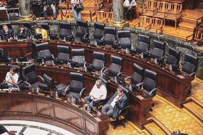 El bloque de legisladores porteños del Frente de Todos se retiró del recinto durante el informe de gestión de Felipe Miguel en la Legislatura Porteña