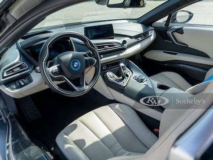 El BMW i8 Coupé de Maradona sale a la venta.