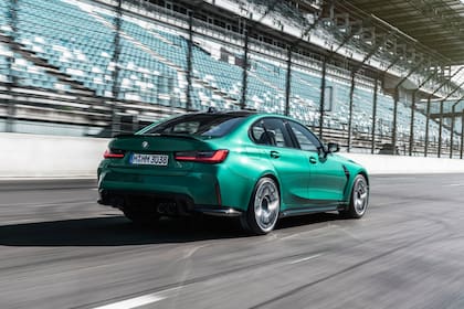 El BMW M3 Competition Sedán viene con el pack M Race Track