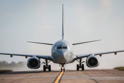 El Boeing 737-700, matrícula T-99, de la Fuerza Aérea Argentina