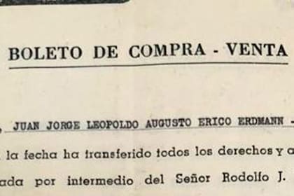 El boleto de compra - venta donde figura el nombre de Juan Erdmann, miembro de la Unión Alemana de Gremios, el sindicato único "cien por ciento nazi"