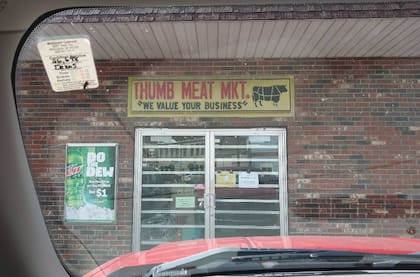 El boleto que cambió la vida de Gilbert Godinez fue adquirido en el supermercado Thumb Meat Mkt.