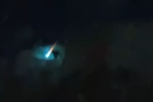 El video del momento exacto en que un bólido iluminó el cielo en Buenos Aires