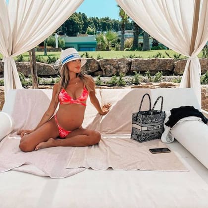 El bolso Christian Dior que exhibió en su posteo Agus Gandolfo se llevó parte de las miradas de sus seguidores