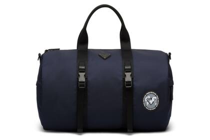 El bolso de Prada de 1500 dólares.