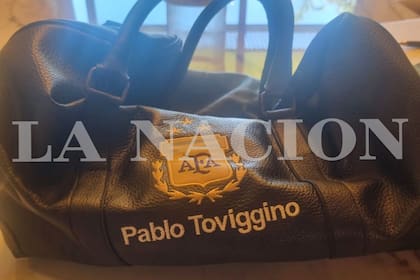 El bolso encontrado en la mansión de Pilar desató una pase de facturas entre los empleados.