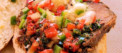El bondipan completa el grupo de sándwiches argentinos destacados por TasteAtlas en el puesto 66 con 4 puntos