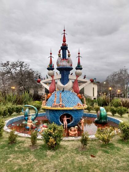 El Bosco llegó a Tigre: El Jardín de las Delicias en versión local.
@thewalkingconurban
