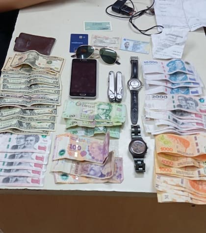 El botín que se llevó el delincuente uruguayo