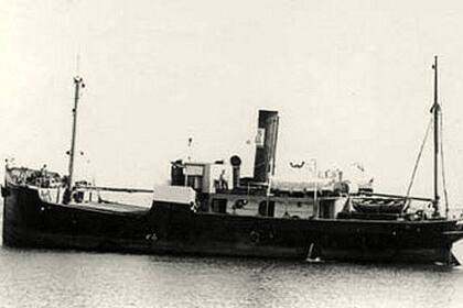 El braco San Isidro Labrador tenía bandera española pero servía a la marina mercante alemana y su función era proveer armas a las tropas nazis del norte de África