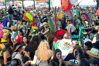 El Broadacres Marketplace era un centro de reunión para la comunidad latina