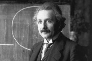 "El brote de creatividad de Einstein en 1905 resultó asombroso", escribe el biógrafo Walter Isaacson.