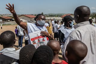El brote de ébola en el Congo es un peligro; los ataques al personal médico son otro