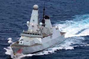 Reino Unido envía un destructor a Medio Oriente y advierte sobreuna futura misión en el estrecho de Ormuz