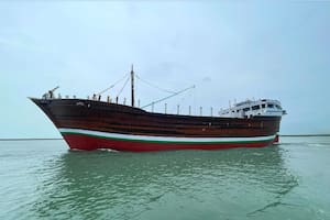Hunden un barco indio, secuestran otro y crece el temor a una escalada en el Golfo