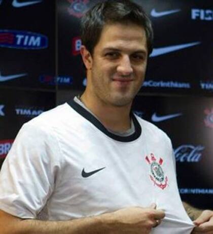 ¿El Burrito llega a Boca para jugar con Silva?