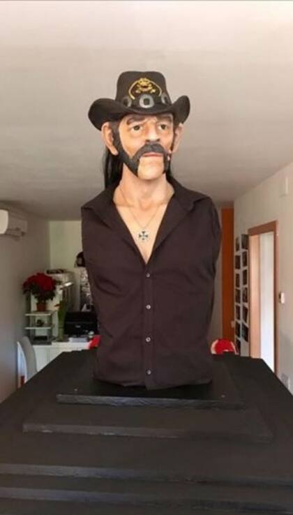 El busto de Lemmy Kilmister