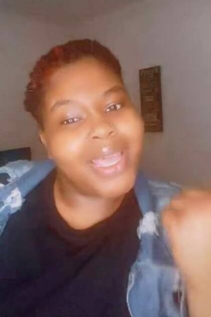 El buzón de voz de Zanaya Jones le costó una entrevista de trabajo (Crédito: TikTok/zanayajones8)
