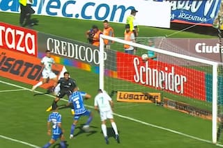 El gol errado por Licha López a 20 segundos del final en Mendoza y la reacción de sus compañeros