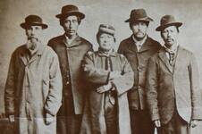 En la rica historia de la frontera con el indio, los lenguaraces construyeron un puente entre dos culturas