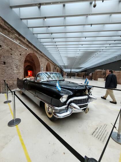 El Cadillac presidencial en el Museo del Bicentenario