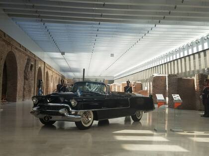 El Cadillac presidencial en el Museo del Bicentenario