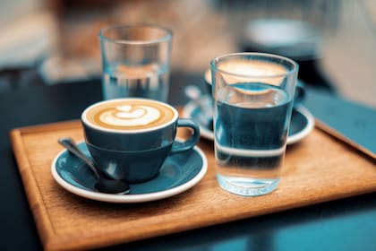 El café con leche puede ser beneficioso para quienes no presentan intolerancias