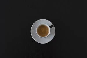 El café tiene múltiples beneficios para la salud, pero un reciente estudio advirtió que un consumo excesivo puede traer resultados contraproducentes y afectar a la salud cognitiva