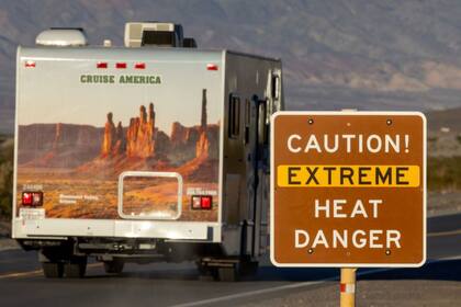 El calor es cada vez más extremo en Estados Unidos, pero el gobierno no lo vincula con los gases