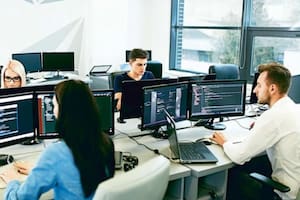 Nueva York cambia las exenciones para el pago de horas extra a partir del 1° de enero