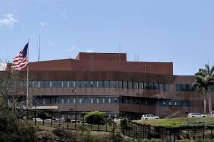 El cambio ocurre en un proceso de normalización diplomática bilateral