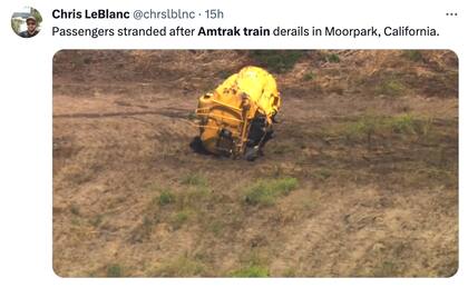 El camión de agua se partió en dos en el accidente de California con el tren: el enorme cilindro quedó en un lado y la cabina en otro