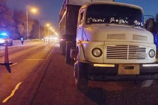 Un joven de 16 años salió de un boliche y murió atropellado por un camión