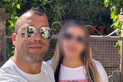 El camionero argentino junto a su esposa.