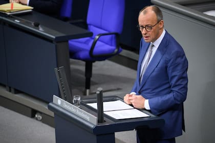 El canciller alemán Friedrich Merz en el parlamento (Bundestag) en Berlín,