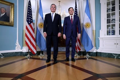 El canciller Pablo Quirno y el secretario de Estado, Marco Rubio, en Washington.