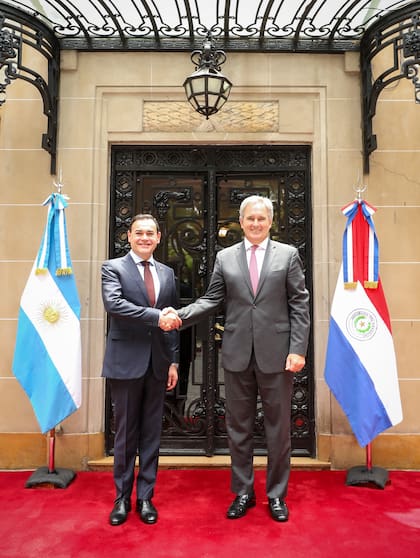 El canciller Pablo Quirno, y su par paraguayo, Rubén Ramírez Lezcano