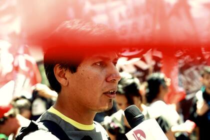 El candidato a diputado nacional comenzó a participar de manifestaciones sociales cuando era adolescente