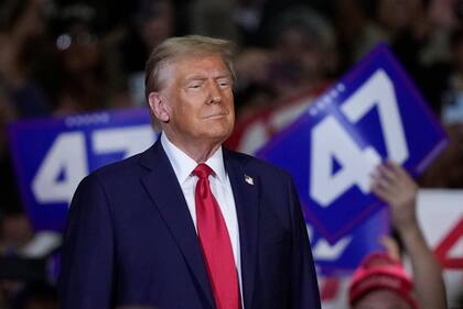 El candidato presidencial republicano, el expresidente Donald Trump, en un evento de campaña, el domingo 20 de octubre de 2024, en Lancaster, Pensilvania.