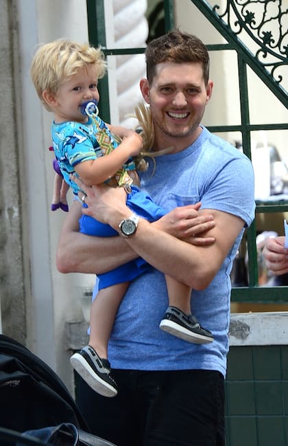 Bublé junto a Noah, el hijo mayor de su matrimonio con Luisana Lopilato