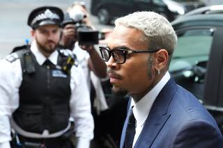Cantante Chris Brown se declara no culpable en caso de agresión en club nocturno de Londres