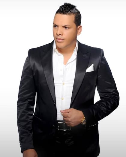 El cantante colaboró con muchas figuras conocidas del merengue y la música latina