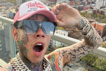 El cantante cumplió una condena breve por violar condiciones de libertad supervisada