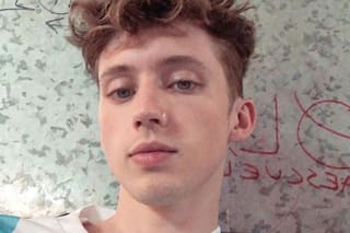 Lollapalooza 2019: Troye Sivan perdió la valija al llegar a Buenos Aires