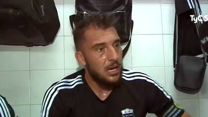 El capitan en el vestuario