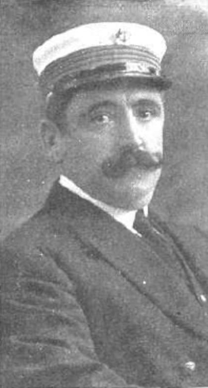 El capitán, José Lotina, falleció en el hundimiento. Wikimedia